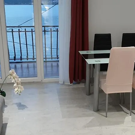 Marin I Vinka Τρογκίρ