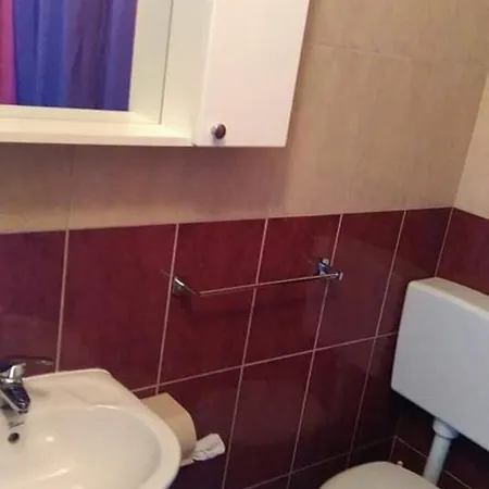 Marin I Vinka Τρογκίρ