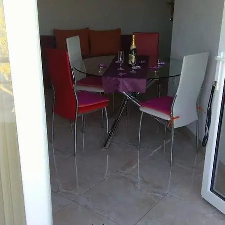 Marin I Vinka Apartment Trogir