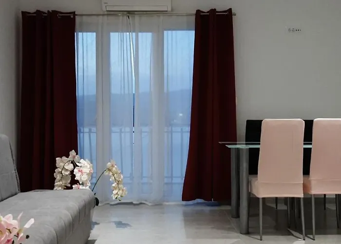 Marin I Vinka Apartmán *