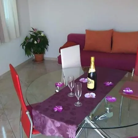 Marin I Vinka Lägenhet Trogir