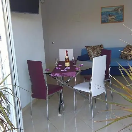 Apartment Marin I Vinka *
