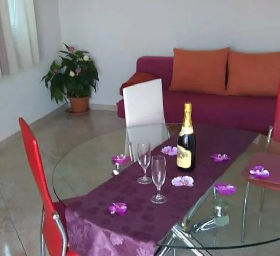 Marin I Vinka Apartament Trogir