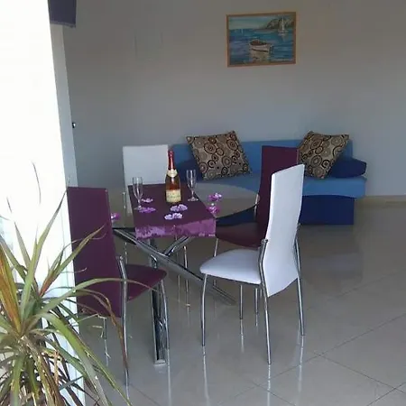 Marin I Vinka Apartmán *