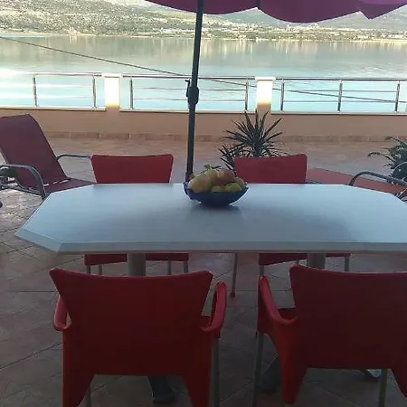 Marin I Vinka Apartmán *